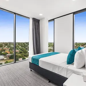 Aparthotel Essence Taringa Brisbane