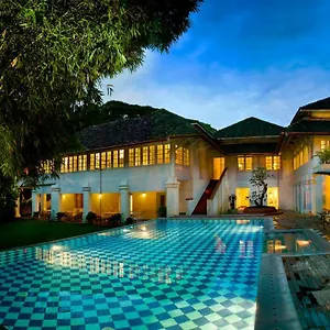 Hotel Neemrana's- Tower House Kochi